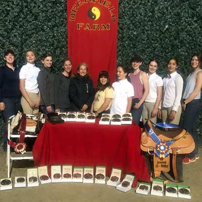 Deerfield Farm 2021 Gold n Grand Show Team Portrait
