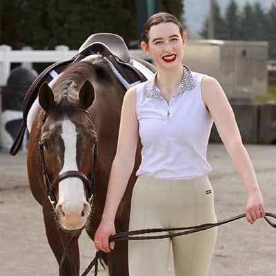 Deerfield student equestrian team member at local horse show